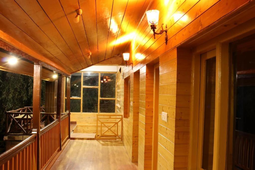 מנאלי Forest Wood Cottage מראה חיצוני תמונה