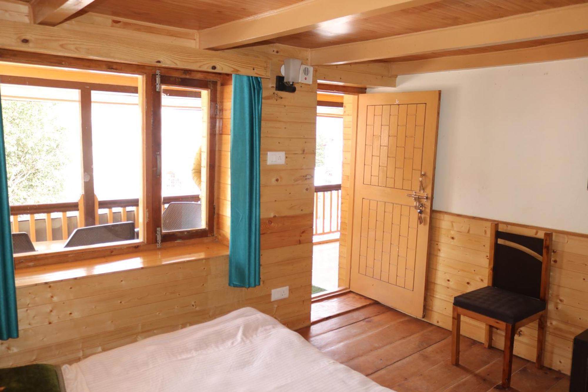 מנאלי Forest Wood Cottage מראה חיצוני תמונה